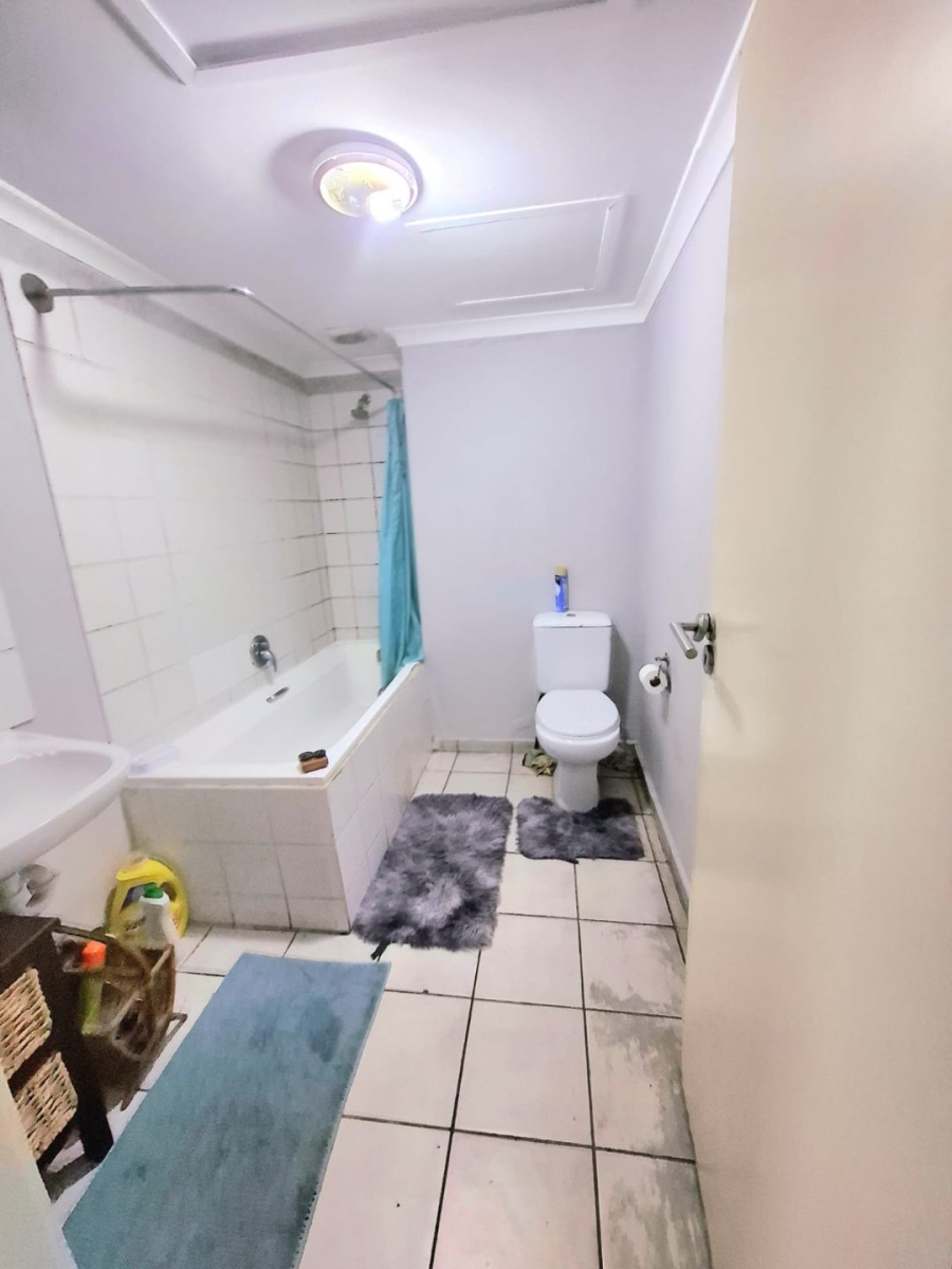 2 Bedroom Property for Sale in Townsend Estate Western Cape